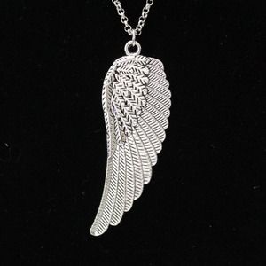 New Fashion Silver Tone Angel Wing Pendant Necklace N103